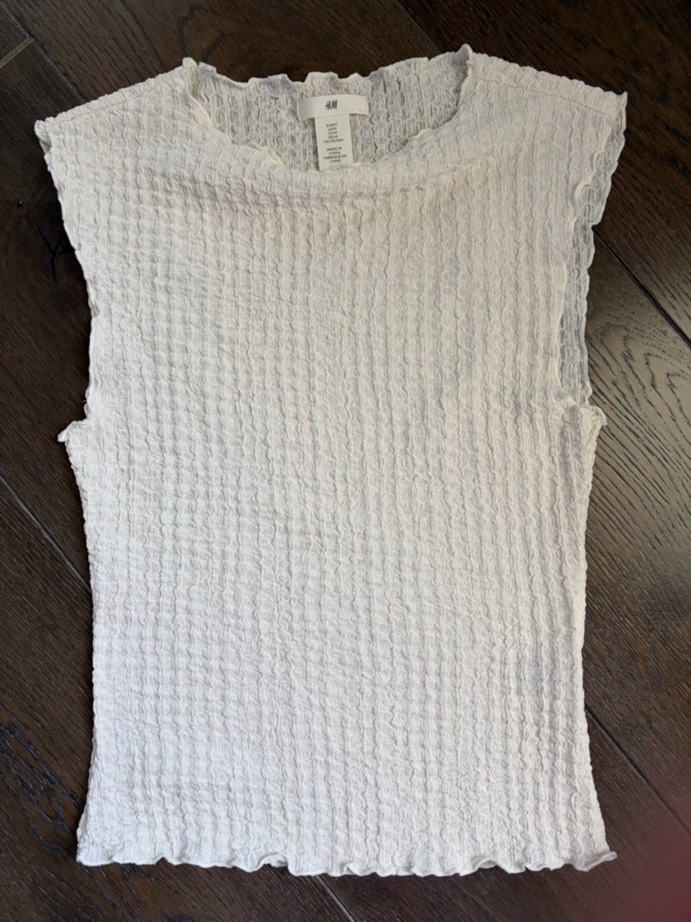 H&M Off-White Crinkle Knit Sleeveless Tank